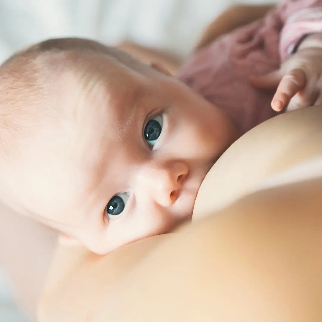 The Art of Gua Sha: A Soothing Technique for Breastfeeding Mothers
